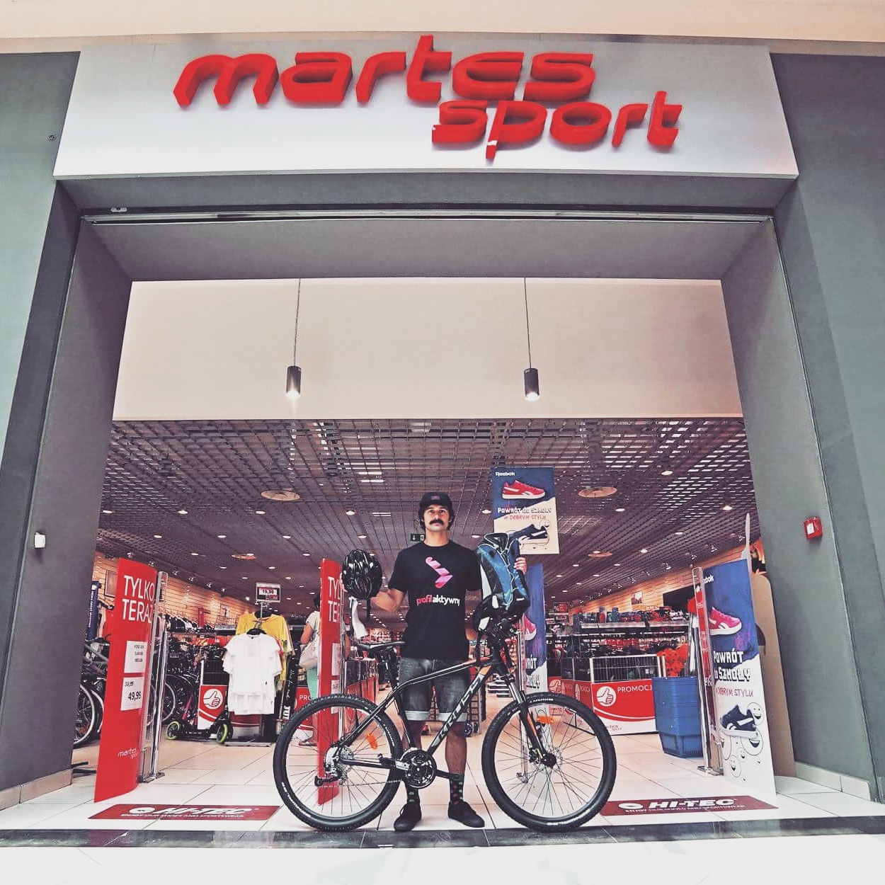 Rower górski do realizacji projektu został zakupiony w sklepie Martes Sport.