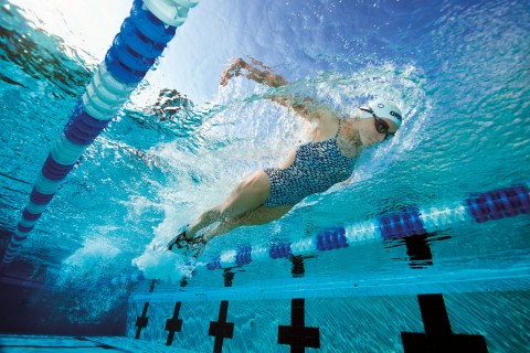 Tygodniowy trening pływacki w 30-minutowych sesjach